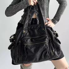 �羳��������������Q�¿�Ůʿ�μ�б������s�͹����ذ�ͨ�ڰ�Ů