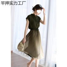 外贸国际一线大牌清货品牌样衣剪标女装春夏法式V领百褶连衣裙子