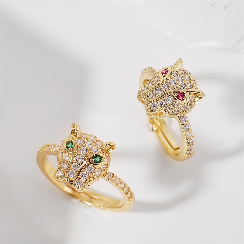 Korean Simple Animal Real Gold Electroplating Leopard Open Ring Creative Exquisite Color Retention Ring Jewelry display picture 3