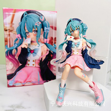 初音未来手办樱花兔子雪初音可爱少女心车载桌面机箱摆件公仔模型