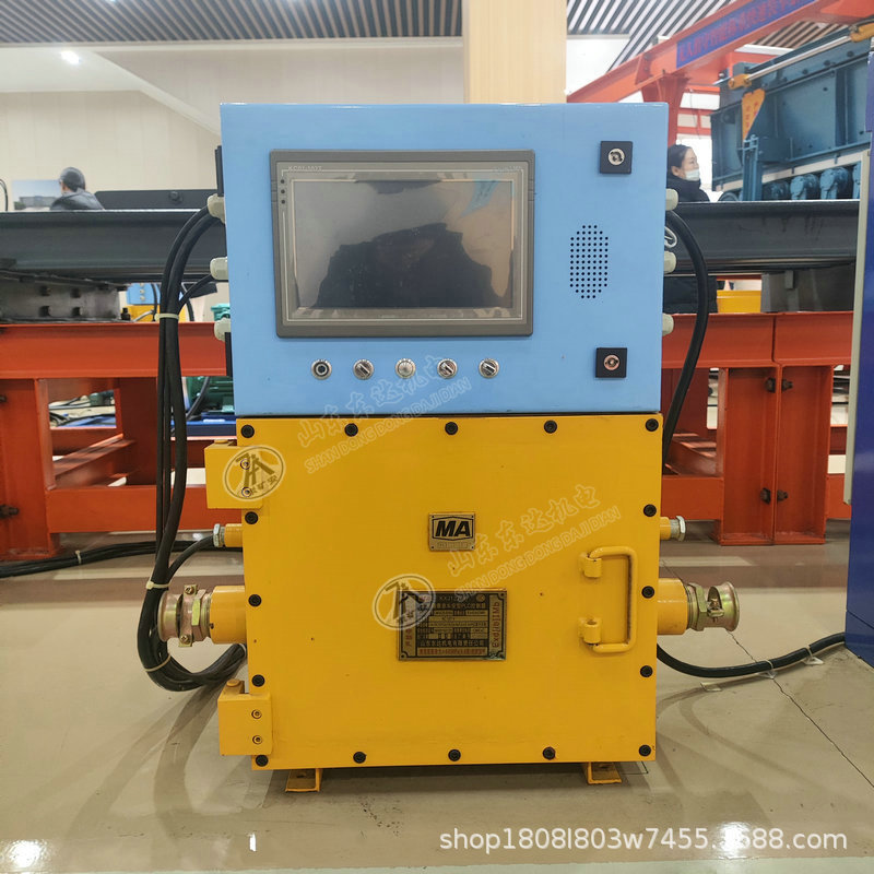 PLC控制器 (1).jpg