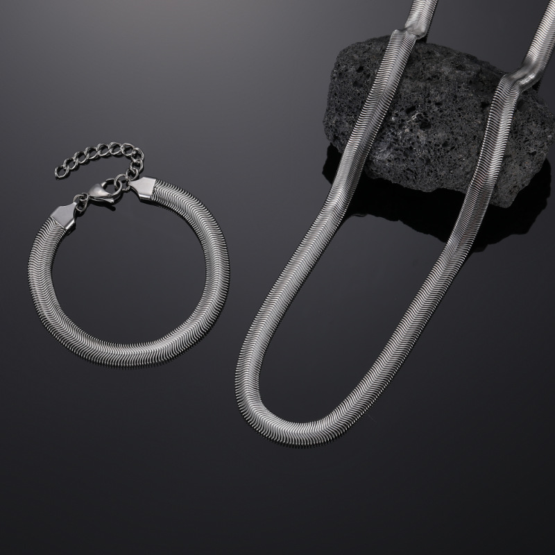 Fashion Geometric Titanium Steel Polishing Necklace 1 Piece