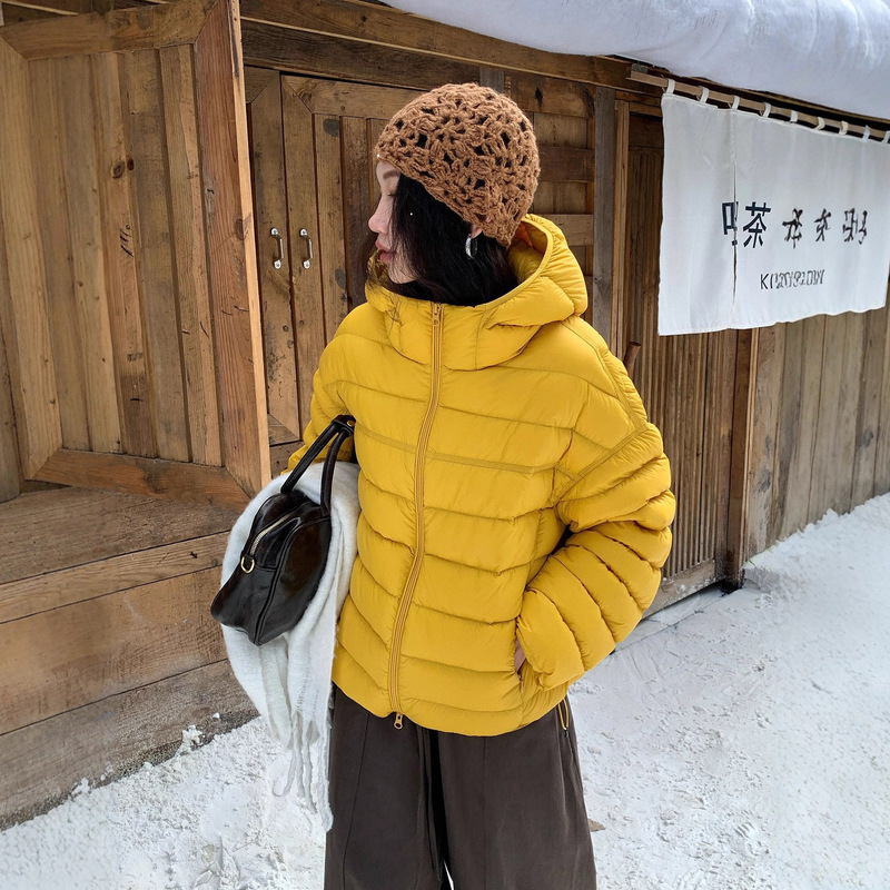 95% White Duck down Jacket, Yellow Ribbed down Jacket, 2026 Winter New Style, Very Stylish Turtle Back Hooded Warm Short Coat