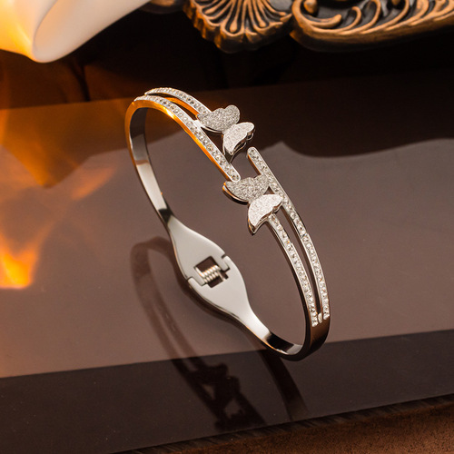 Korean Titanium Steel Butterfly Women's Bracelet Hand Accessory Hollow Ins Trend Bracelet Cool Wind Bracelet Accessory Famous Person Bracelet