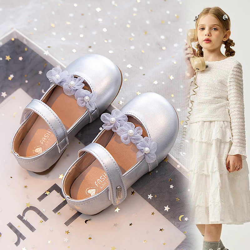 Zapatos de princesa para niñas 2025 nuevo estilo primavera y otoño zapatos de cuero para bebés para niños Mary Jane Flower zapatos individuales zapatos de rendimiento para niñas image 4