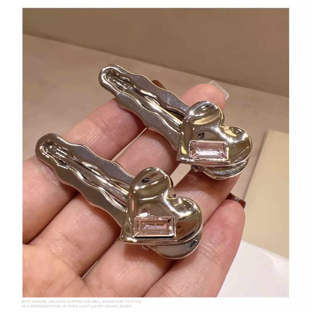 실버 러브 할로우 메탈 덕빌 클립