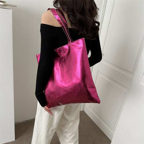 Solid color new simple portable large-capacity textured glossy shoulder bag personalized soft PU paint commuter tote bag