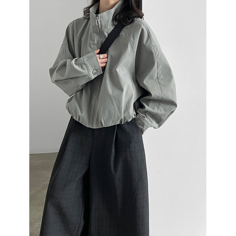 LUXI Stand Collar Slim Waist Short Jacket for Women 26 Autumn Korean Style Relaxed Simple Jacket 89061 LUXI Stand Collar Slim Waist Short Jacket for Women 26 Autumn Korean Style Relaxed Simple Jacket 89061