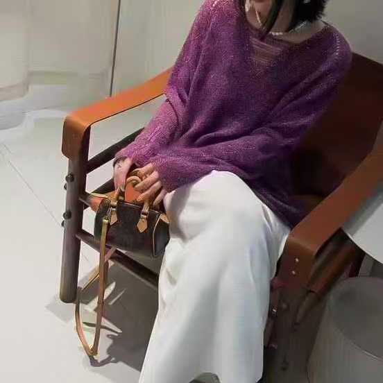 欧洲站2025早秋新款时尚宽松亮片设计V领长袖爆款山羊绒针织衫女|undefined
