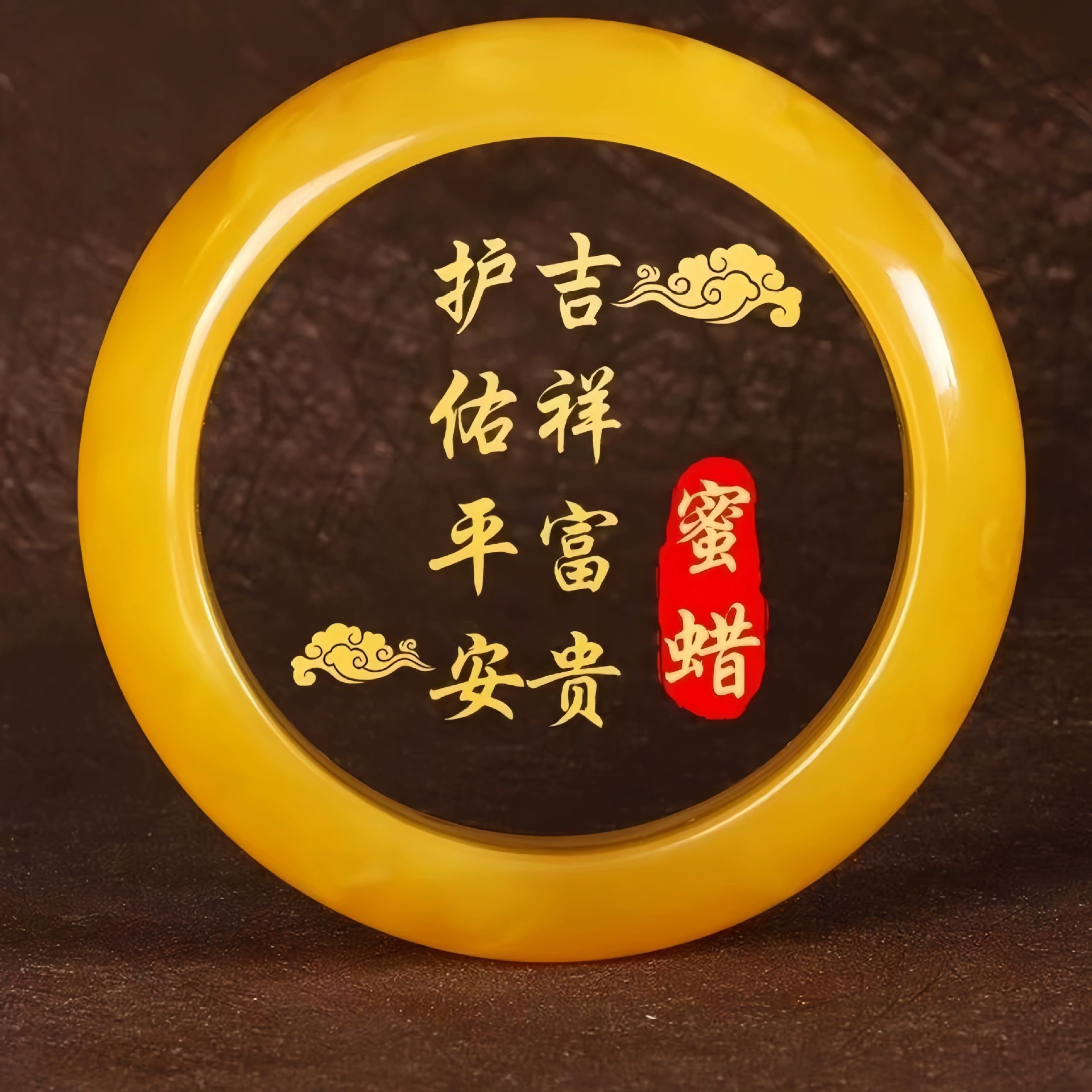 Красный женский браслет из воскаагатa (wax agate)