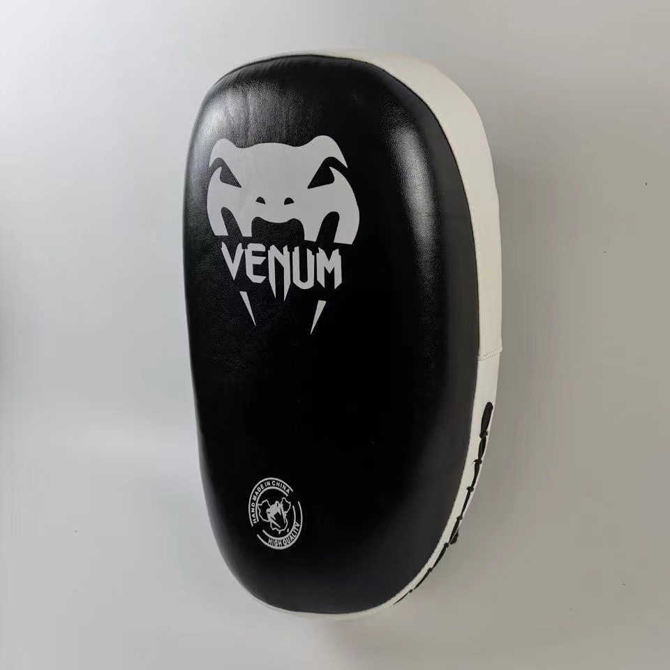 Guantes de boxeo para adultos guantes de boxeo de entrenamiento profesional hombres y mujeres Sanda guantes de combate de sacos de arena boxeo tailandés guantes de boxeo para niños