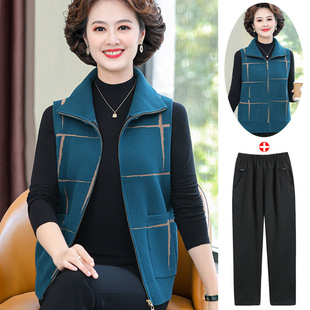 Middle-aged and old women's autumn and winter waistcoat coat new fashion woolen western style plaid short waistcoat zipper mother's outfit
