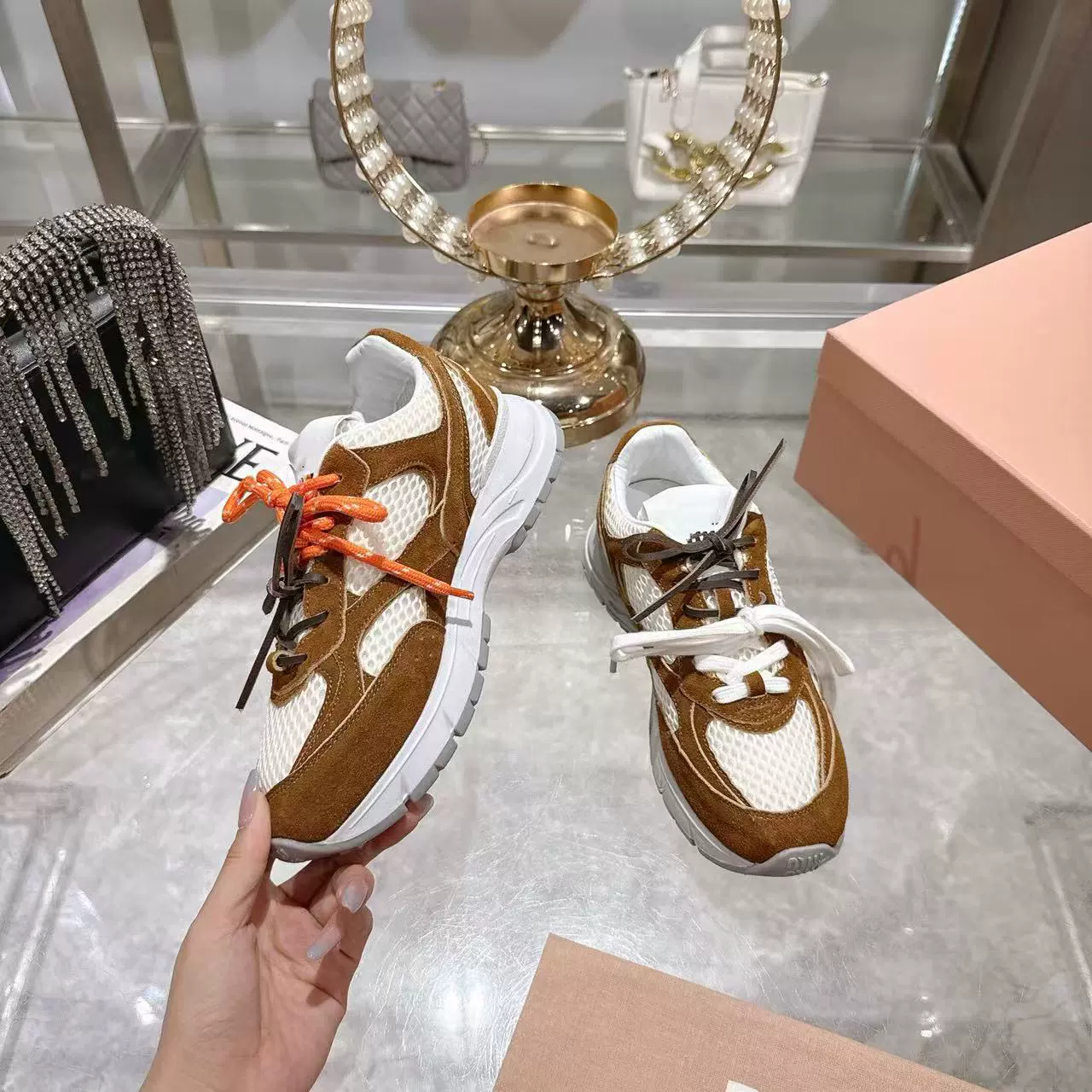 Высокая версия 2025 Miujia новые кроссовки в американском стиле «dad shoes», ретро спортивные повседневные, европейская версия, универсальные dad shoes