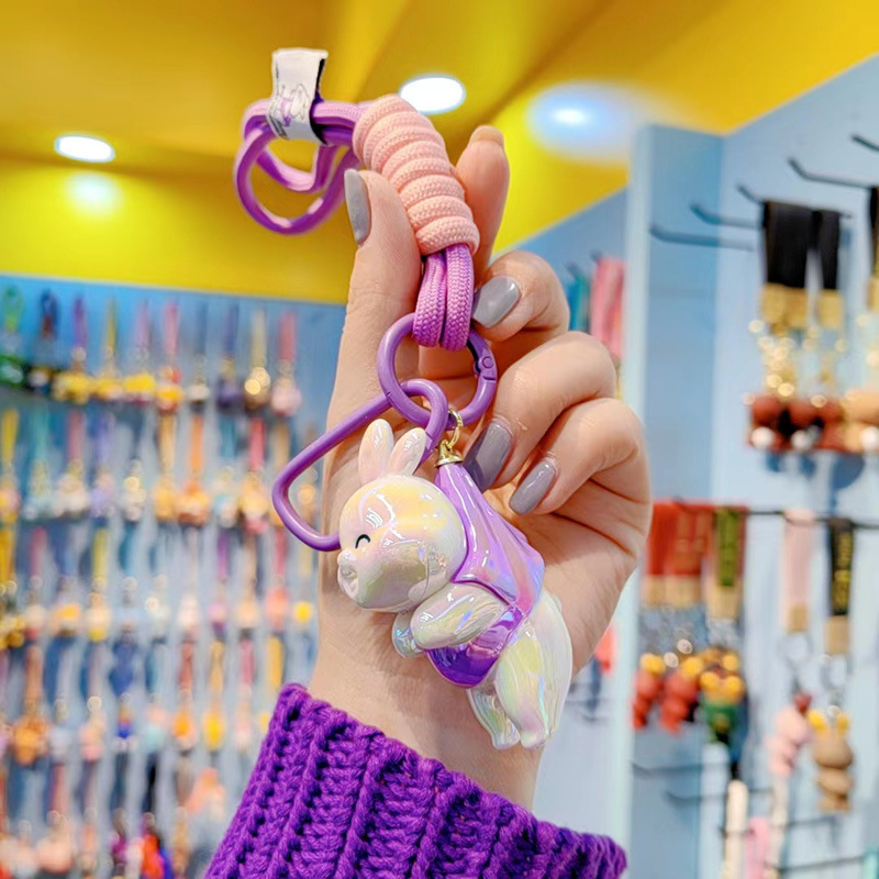 Llavero de oso de resina con colgante de muñeca de dibujos animados, cadena para teléfono móvil para mujer, llavero, colgante decorativo para bolso.