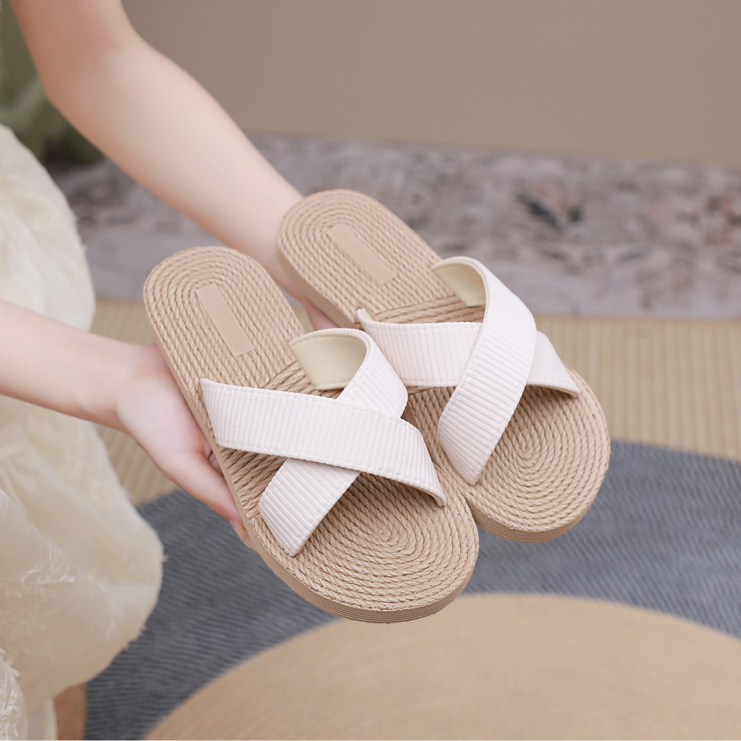 Ethnic solid color casual fashionable slippers platform