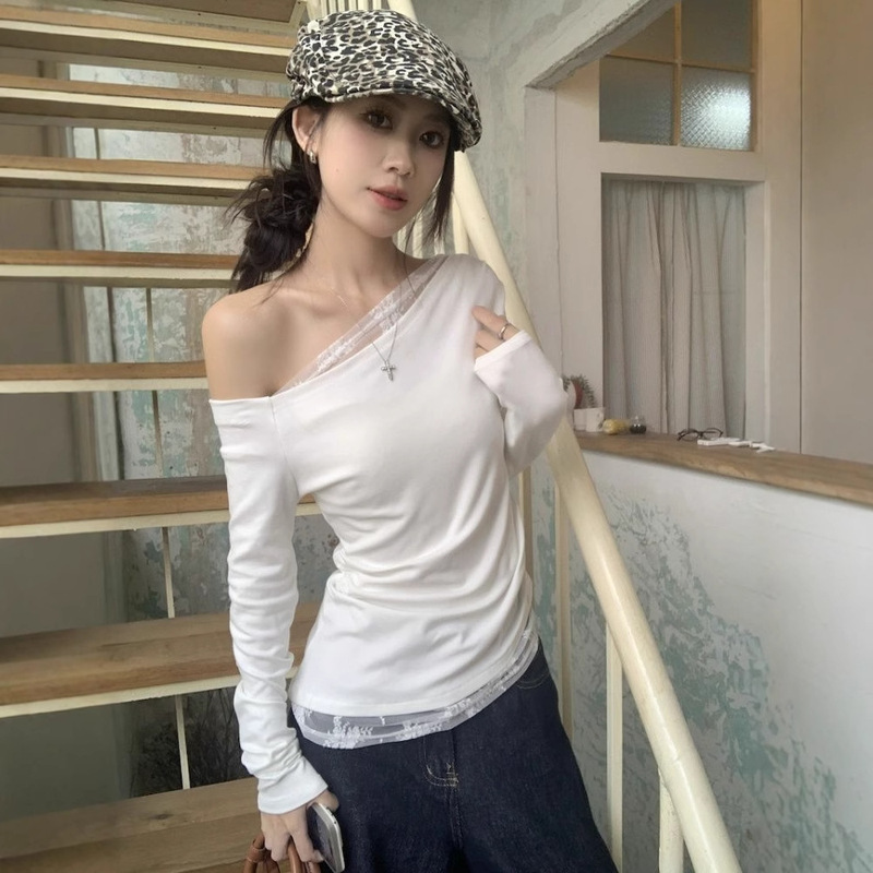 Eggka One-Shoulder Spliced ​​Lace White T-Shirt Women's Top Korean Style Gentle Fake Two-Piece Long-Sleeved Bottoming Shirt
