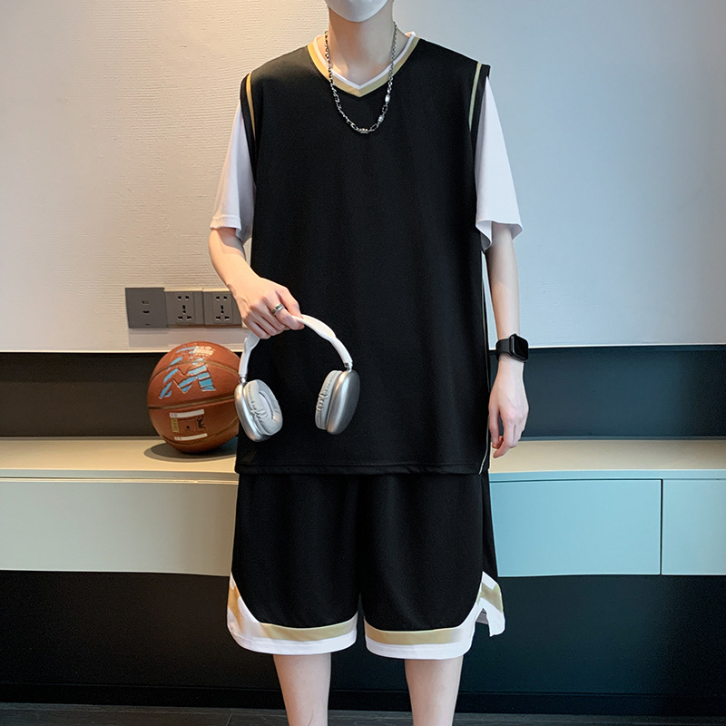 Verano falso de dos piezas juego de mangas cortas de baloncesto deportivo de estilo masculino con un conjunto de ropa de entrenamiento de jóvenes transpirables rápidamente secos