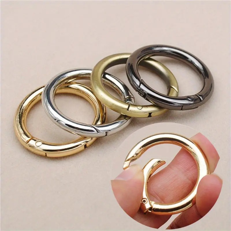 Manufacturer wholesale zinc alloy adjustable open ring metal 33 spring ring tracker anti-loss locator hanging buckle