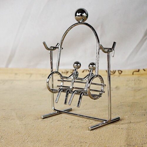 Metal Craft Couple Swing Manual Balance Pendulum Horse Riding Iron Man Physics Tumbler Art Science Stress Reduction