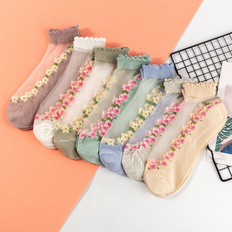 Socks Women's Summer Thin Glass Silk Flower Socks Japanese Sweet Crystal Lace Socks Short Tube Invisible Breathable Boat Socks