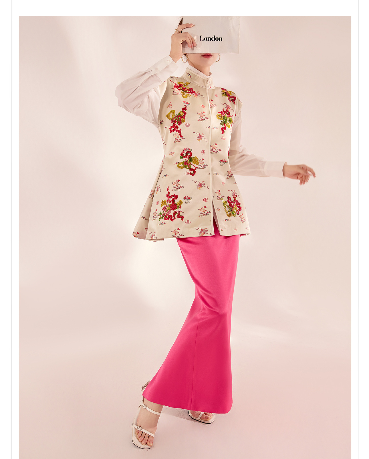Bộ áo gilê không tay cổ đứng thêu sequin phong cách Trung Hoa mới kèm sơ mi trắng và chân váy nửa MZ055 — Áo sơ mi trắng, Váy nửa, Áo gilê chi tiết 10