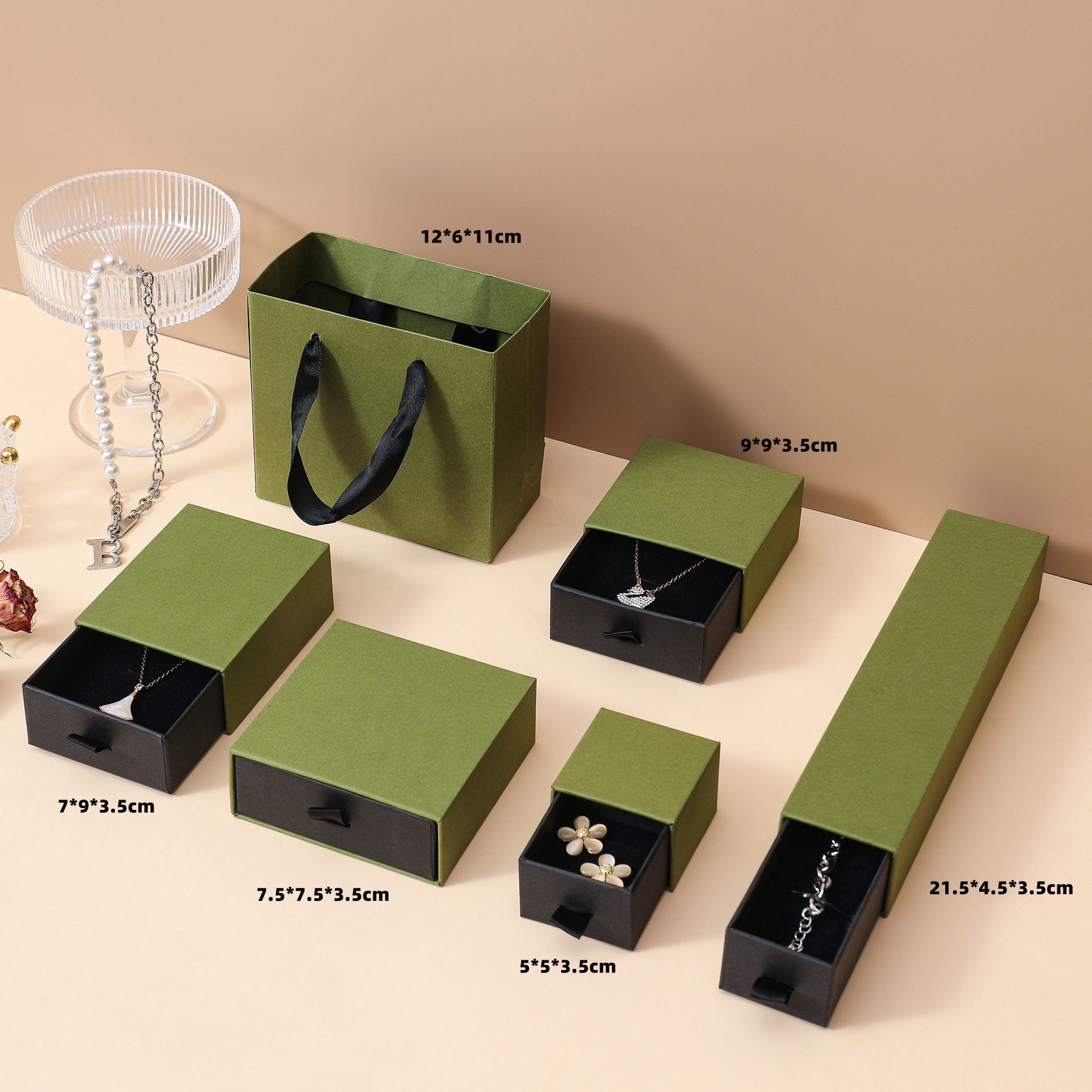 1 Pieza Papel Básico Estilo Simple Fiesta A Diario Cuadrado Color Sólido Joyeros display picture 6