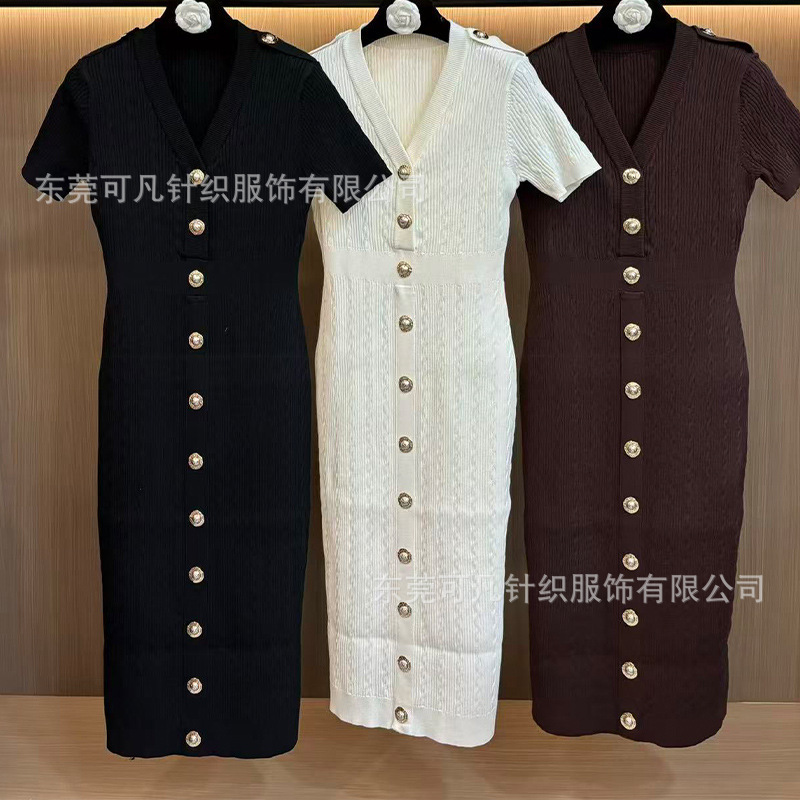 Balmain short-sleeved knitted dress, elegant and sophisticated, with metal buttons, V-neck, waist-cinching, slimming, bodycon knitted dress Balmain short-sleeved knitted dress, elegant and sophisticated, with metal buttons, V-neck, waist-cinching, slimming, bodycon knitted dress
