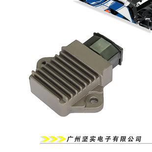 Motorcycle voltage regulator for Honda Honda CBR1100XX1998-2000VT250 SPADA MC20