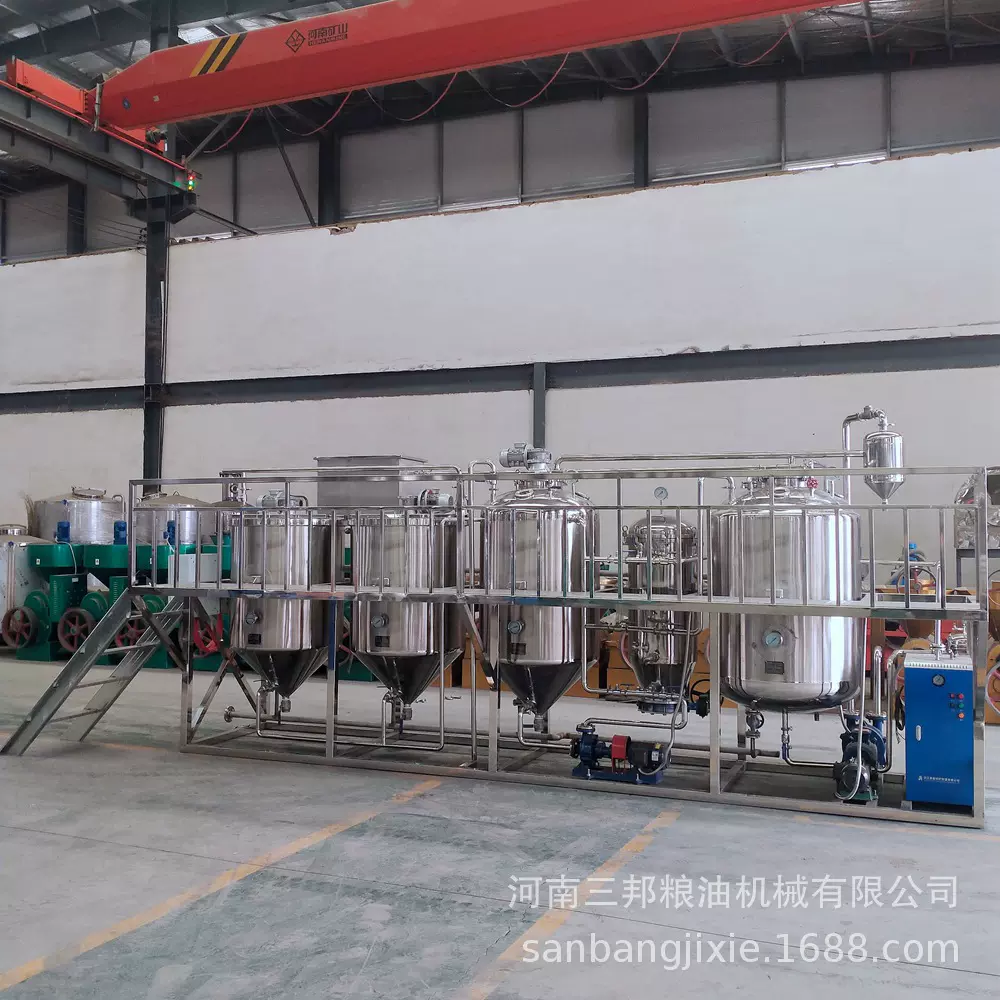 1吨每天茶籽油脱胶、脱酸、脱色、脱臭精炼设备