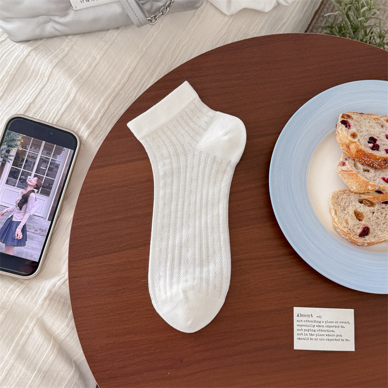 Delicate Coquette Breathable Cotton Pointelle Ruffle Ankle Socks For Sweet Spring Outfits Detail View 1