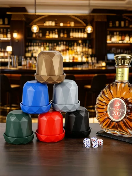 Brick Stone Dice Cup with Base, Multi-Colored Dice Cups with Dice Included, Soundproof Dice Cup for Bars, Ktvs, and Quiet Bars, Entertainment and Leisure