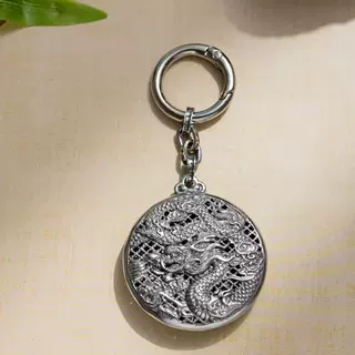 高品质中国风12生肖辰龙圆牌吊坠复古镂空花丝祥云神龙霸气项链