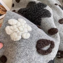 欧货立体花朵羽绒服女冬季2025新款设计感小众独特漂亮小香风外套