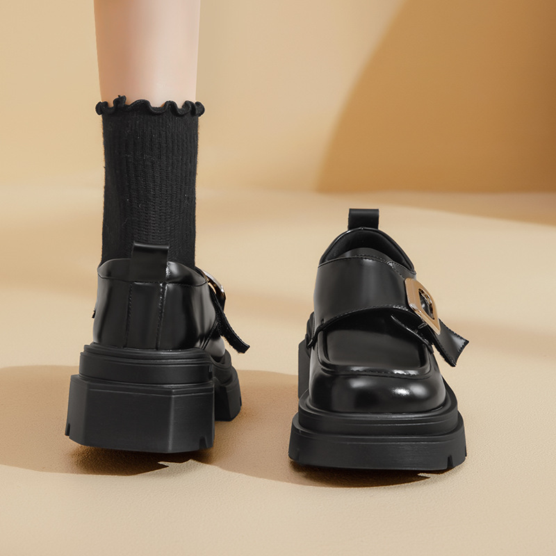 Mocasines de suela gruesa Augu Shiden para mujer, otoño-invierno 2025, estilo retro británico universitario, zapatos de cuero negro estilo JK.