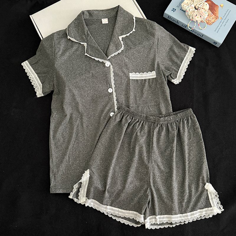 Venta al por mayor transfronteriza de nuevos pantalones cortos de verano de manga corta cardigan pijamas de solapa de imitación para mujer traje simple servicio a domicilio