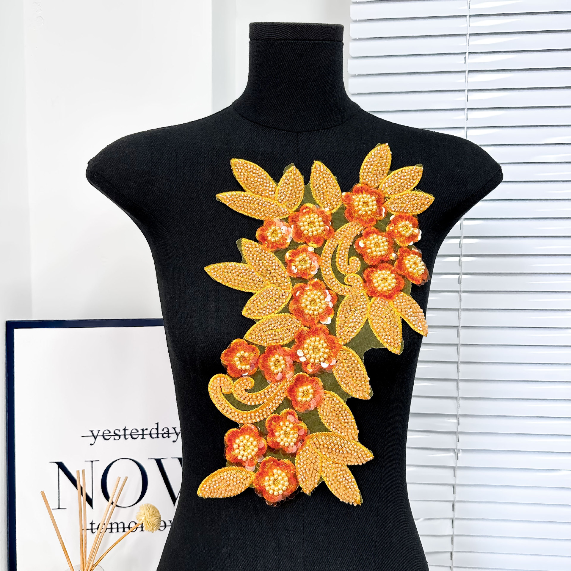 Nuevo transfronterizo de la industria pesada clavos cuentas cuentas sequillas flor tridimensional encaje vestido de boda vestido vestido de rendimiento vestido pegatinas de flores