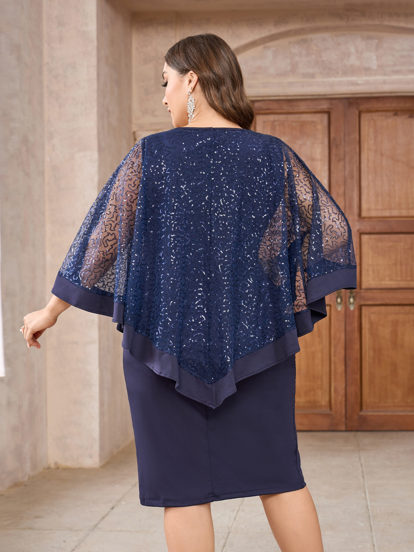 Vestido de gran tamaño etiquetado hasta la rodilla falda corta de banquete de fiestas de pañuelo de glúteas vestido transfronterizo para mujeres de otoño y invierno