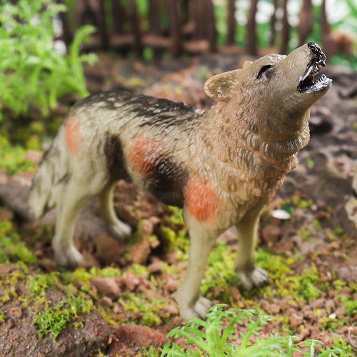 Cross-border simulation cognitive wildlife model wolf forest solid wolf howling wolf children's toy hand model