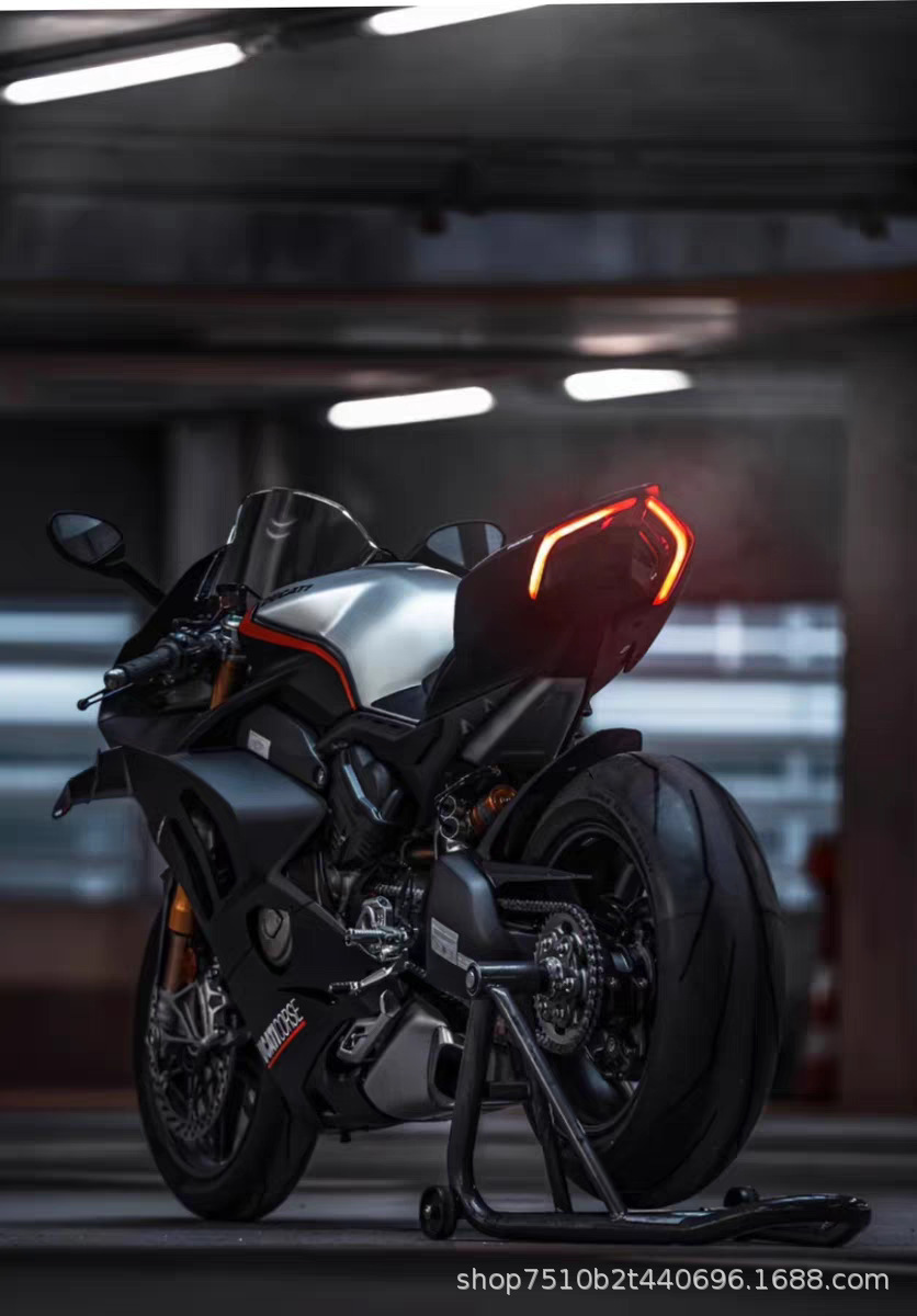 Suitable for Ducati Panigale V4/V4R/S V2 Streetfighter Rear Tail Light Cover, New Led Rear Tail Light Housing