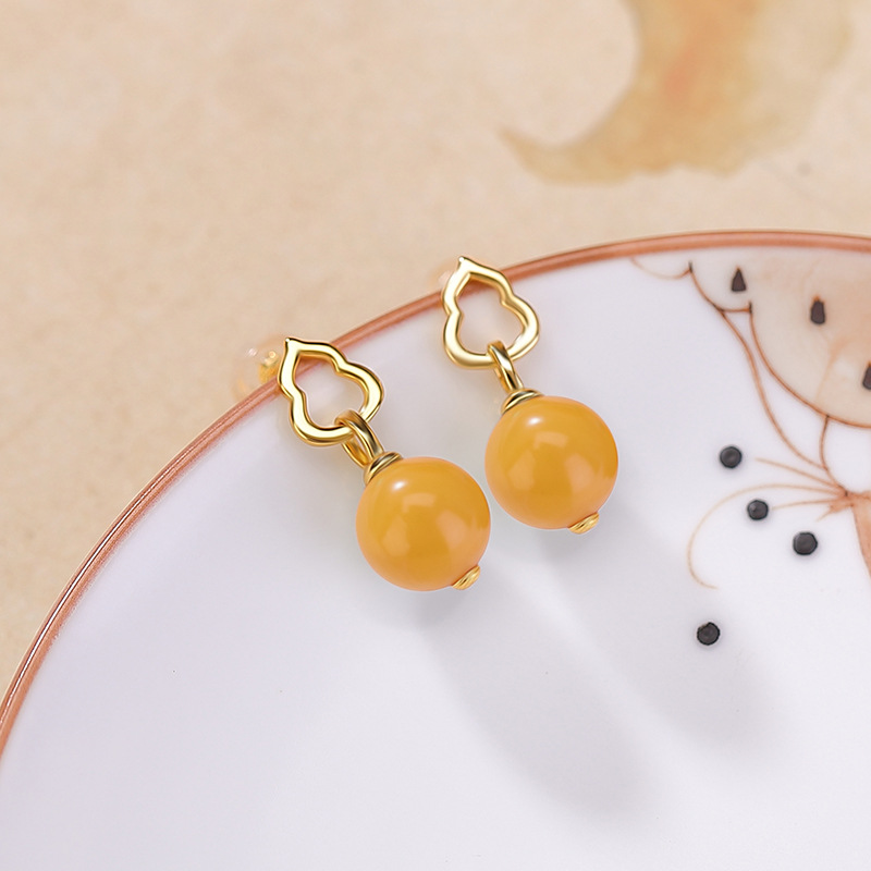 Bông tai bạc S925 mạ vàng đính ngọc mật sáp hình hồ lô tròn đơn giản — Mật ong sáp