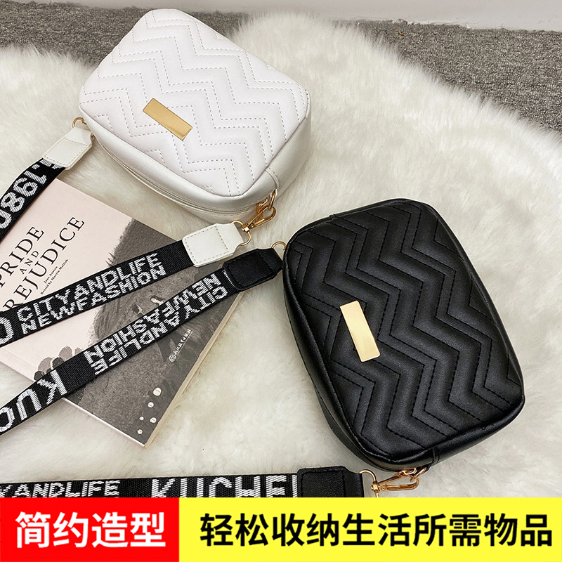 Mini Cámara bordada al por mayor pequeña bolsa cuadrada