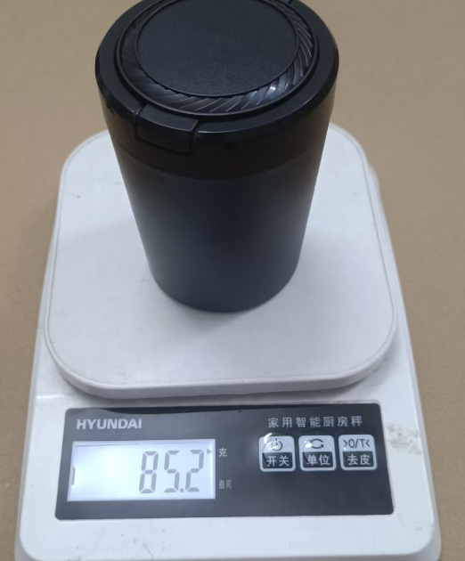 Manufacturer Wholesale Multifunctional Portable Alloy Interior Car Ashtray with One-Touch Lid Opening for Home and Car Use