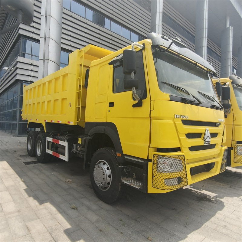 HOWO 371 front four rear eight dump truck cross-border export heavy-duty engineering transport dump truck