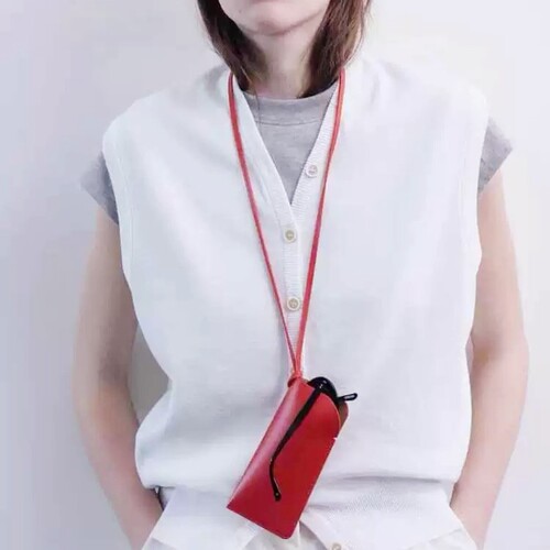 PU leather concave shape pendant glasses case, fashionable Insta minimalist glasses storage bag with cord, wholesale