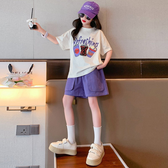Traje deportivo para niñas 2024 Nuevo estilo coreano para niños de verano para niñas pantalones cortos de verano Traje de dos piezas de estilo occidental