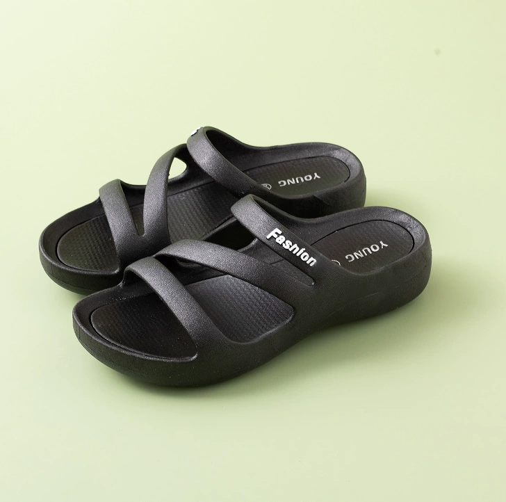 Summer slippers, for middle age
