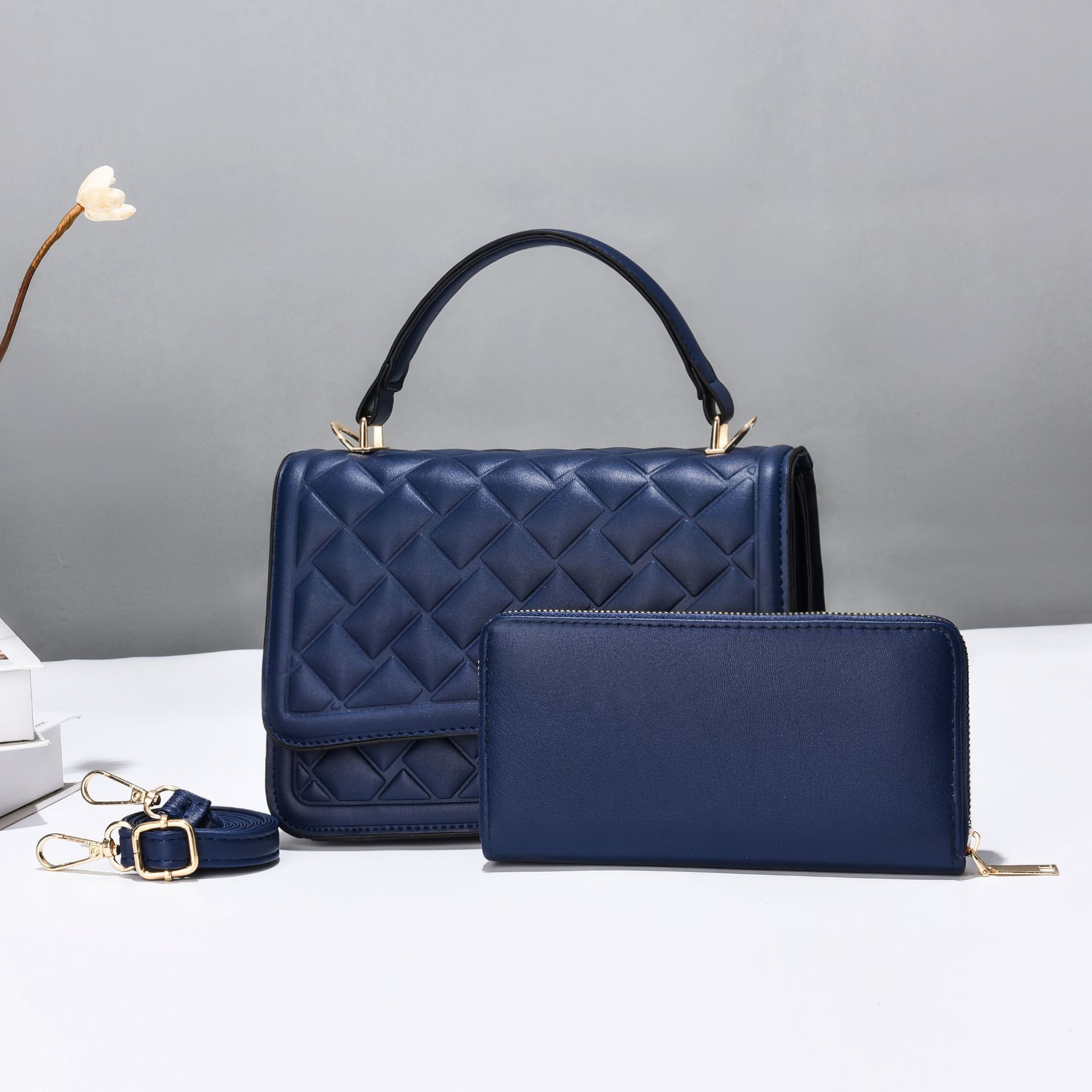 mmexport1635747965538