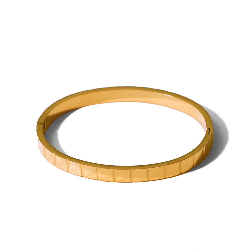 Joyería de venta caliente de comercio exterior simple de borde ancho cuadrado grande estilo ins todo fósforo 18K no se desvanece pulsera de hebilla de mujer