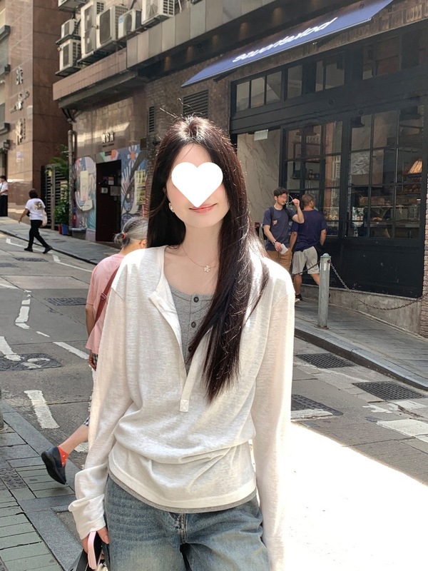 白色假两件长袖T恤女秋2025新款撞色垂感微宽松慵懒休闲翻领上衣|undefined