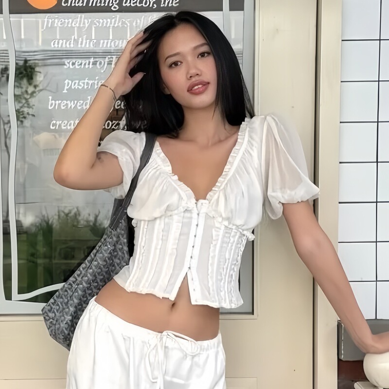 French Sweet Wood-Fringed V-Neck Bubble-Sleeved Single-Row Buckle Tight Waist Bow Lace-Up Short Shirt Top